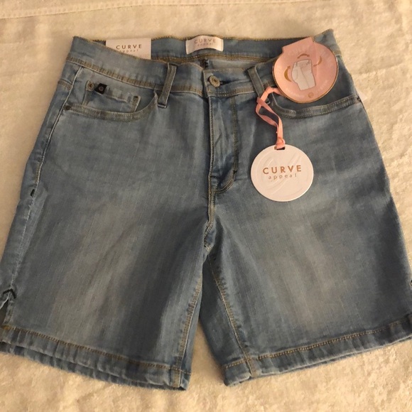 Ladies shorts by Curve Appeal - Picture 1 of 8